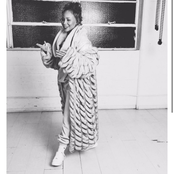 Laina Rauma full length Minky coat faux fur hooded pink salmon OSFM - Picture 9 of 16